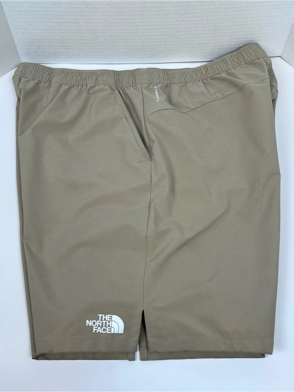 The North Face Men's Wander 2.0 Hybrid Shorts Size L Activewear, Outdoor, Hiking